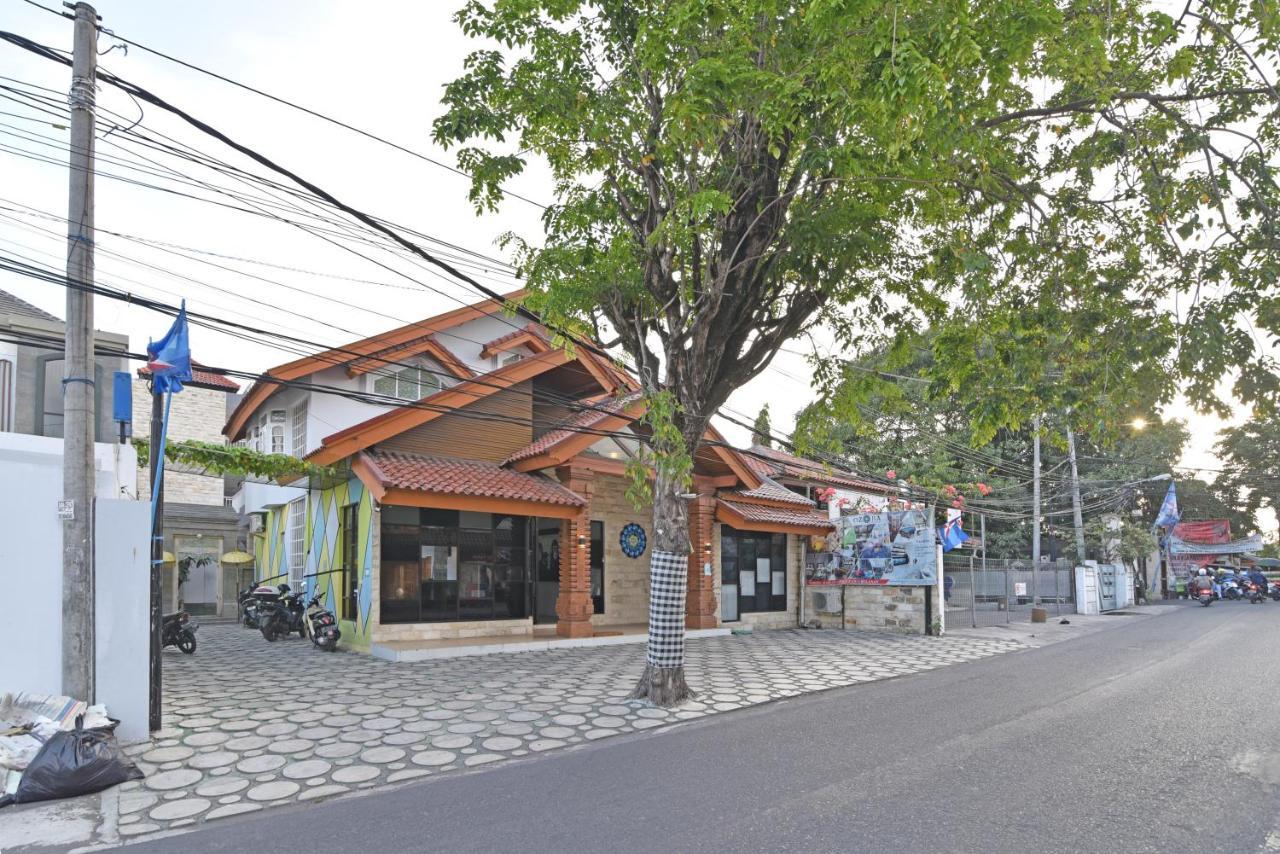 RedDoorz Plus @ Mahendradatta Denpasar Exterior foto