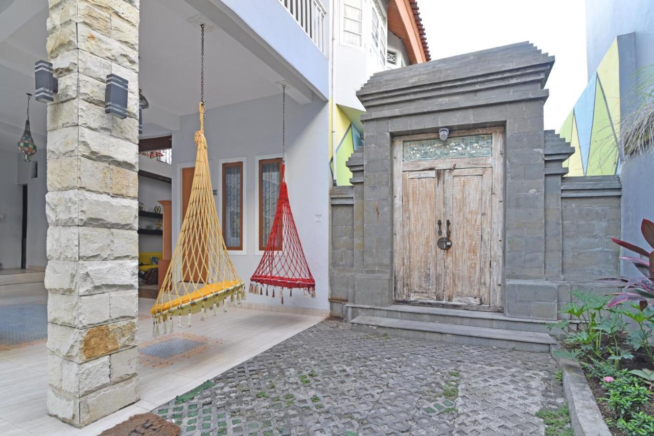 RedDoorz Plus @ Mahendradatta Denpasar Exterior foto